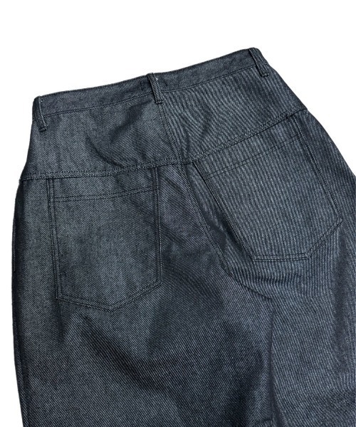 Chikashitsu +(チカシツプラス)の「【Chikashitsu +】roll-up balloon denim pants / 【チカシツプラス】ロールアップバルーンデニムパンツ(デニムパンツ・メンズ・ブルー/ブラック・M/L)」の16枚目の写真