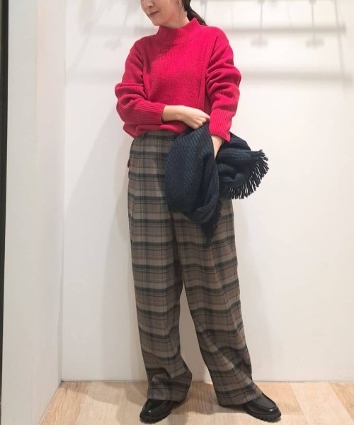 human woman（ヒューマンウーマン）の「◆【ウォッシャブル】ウールハイネック片畦プルオーバー（ニット/セーター・レディース・レッド/ホワイト/ブルー/グレー・MEDIUM）」の13枚目の写真