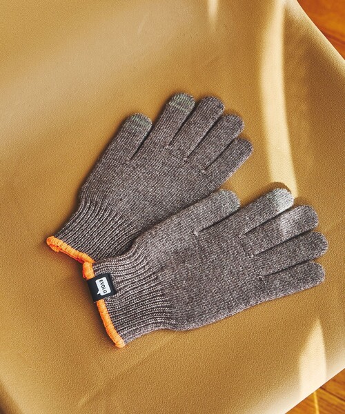 EVOLG(エヴォログ)の「<EVOLG>SILENCER グローブ -タッチスクリーン対応-(手袋・メンズ・ライトグレー/ダークグレー/モカ・FREE)」の1枚目の写真