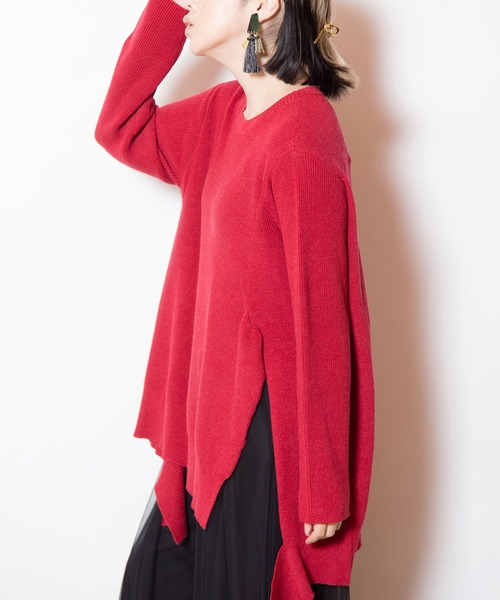 OSMOSIS(オズモーシス)の「イレギュラーヘムロングニットプルオーバー(ニット/セーター・レディース・ブラック/その他/レッド・ONE SIZE)」の18枚目の写真