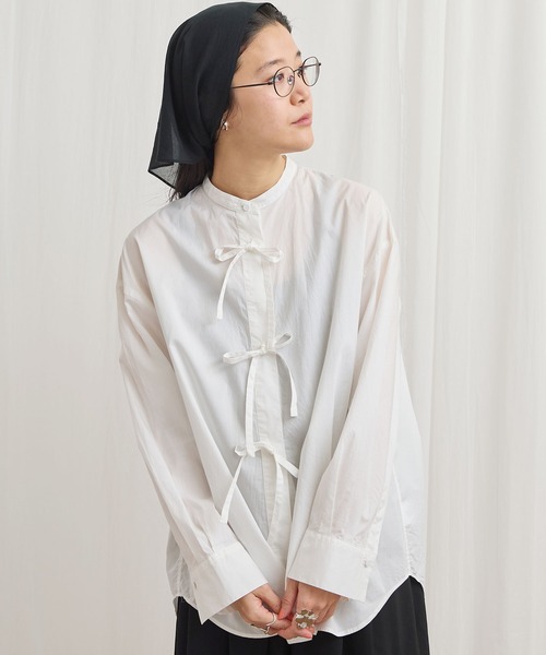 fig London(フィグロンドン)の「ribbon long shirt(シャツ/ブラウス・レディース・ホワイト/ベージュ/グリーン・FREE)」の1枚目の写真