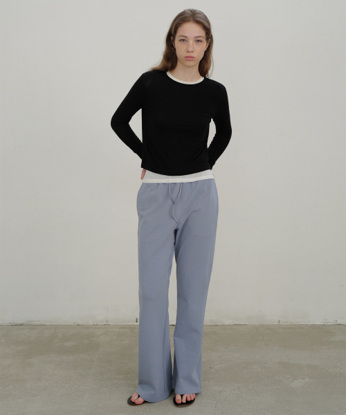 ANDNEEDS(アンドニーズ)の「Essential slim span pants (blue)(スウェットパンツ・レディース・その他・FREE)」の3枚目の写真