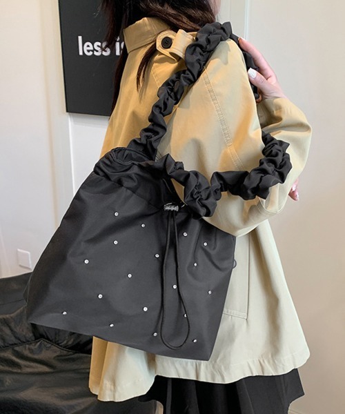 Miniministore(ミニミニストア)の「トートバッグ ラインストーン ナイロン(トートバッグ・レディース・クリーム/ブラック・FREE)」の1枚目の写真