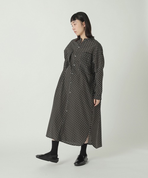 ZUCCa（ズッカ）の「DOT SQUARE PRINT / ワンピース（ワンピース・レディース・ブラック・M size）」の2枚目の写真