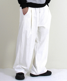 DEMARC（ドゥマーク）の「コーデュロイリアルワイドツーピンタックパンツホワイト（その他パンツ）」
