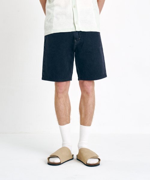 Black Cone Short Jeans