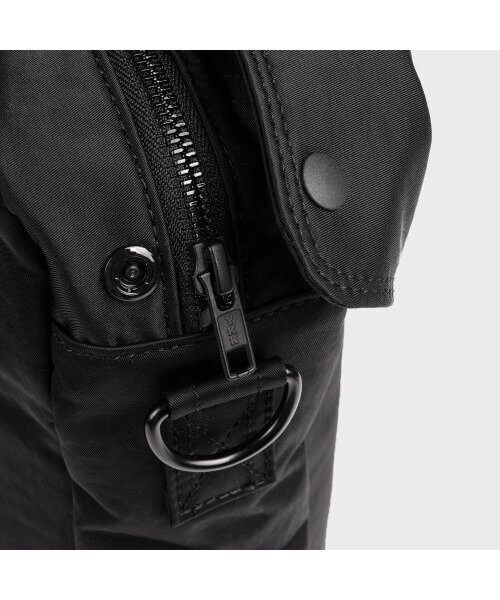 KANEITEI(カネイテイ)の「MONDO BRIEFCASE (BLACK) / RECYCLED(ビジネスバッグ・レディース・ブラック・FREE)」の5枚目の写真