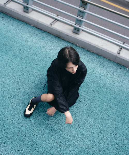 HUMTTO(ハムト)の「女性 ロー トレッキングシューズ カナー EVT (ブラック)(その他シューズ・レディース・ブラック系/ブラック系1/ブラック系2/ブラック系3/ブラック系4・23cm/23.5cm/24cm/24.5cm/25cm)」の7枚目の写真
