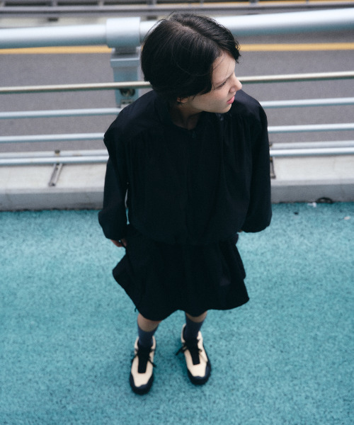 HUMTTO(ハムト)の「女性 ロー トレッキングシューズ カナー EVT (ブラック)(その他シューズ・レディース・ブラック系/ブラック系1/ブラック系2/ブラック系3/ブラック系4・23cm/23.5cm/24cm/24.5cm/25cm)」の6枚目の写真