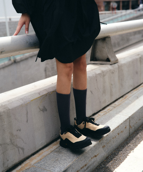 HUMTTO(ハムト)の「女性 ロー トレッキングシューズ カナー EVT (ブラック)(その他シューズ・レディース・ブラック系/ブラック系1/ブラック系2/ブラック系3/ブラック系4・23cm/23.5cm/24cm/24.5cm/25cm)」の13枚目の写真