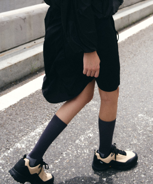 HUMTTO(ハムト)の「女性 ロー トレッキングシューズ カナー EVT (ブラック)(その他シューズ・レディース・ブラック系/ブラック系1/ブラック系2/ブラック系3/ブラック系4・23cm/23.5cm/24cm/24.5cm/25cm)」の12枚目の写真