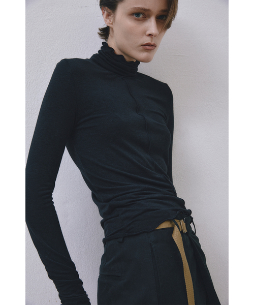MIDNLOW(ミッドアンドロー)の「Turtle neck Top(Black)(Tシャツ/カットソー・レディース・その他・FREE)」の5枚目の写真