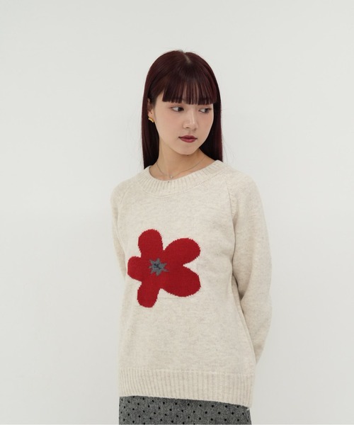 Uenui(ウニュイ)の「【 cunii 】ニット セーター 花柄 フラワー モヘア風 ふわふわ 長袖 ゆったり ガーリー 体型カバー 秋冬 韓国風(ニット/セーター・レディース・グレー/チャコールグレー/アイボリー/パープル・FREE)」の2枚目の写真