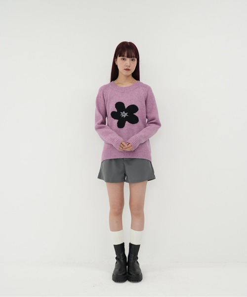 Uenui(ウニュイ)の「【 cunii 】ニット セーター 花柄 フラワー モヘア風 ふわふわ 長袖 ゆったり ガーリー 体型カバー 秋冬 韓国風(ニット/セーター・レディース・グレー/チャコールグレー/アイボリー/パープル・FREE)」の8枚目の写真