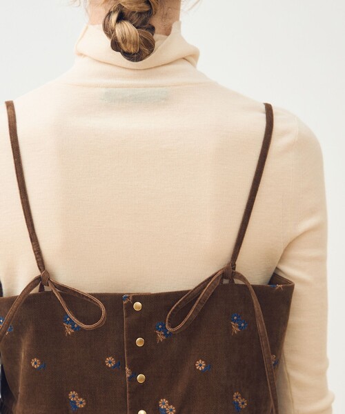 TOMORROWLAND collection(トゥモローランドコレクション)の「フルーロンベル キャミソールトップス(その他トップス・レディース・ブラウン系その他・36)」の7枚目の写真