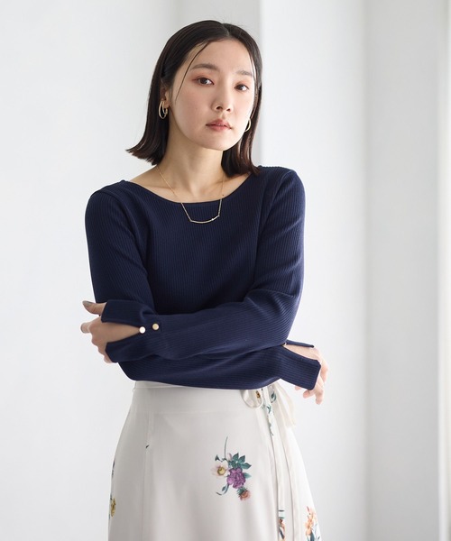 Andemiu(アンデミュウ)の「ソデスリットボートニット638382(ニット/セーター・レディース・ネイビー/グレー/オフホワイト/グリーン・FREE)」の5枚目の写真