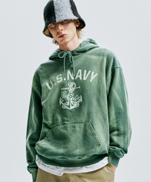 KND（ケイエヌディ）の「USN VTG ダイインフーディダスティグリーン（パーカー）」