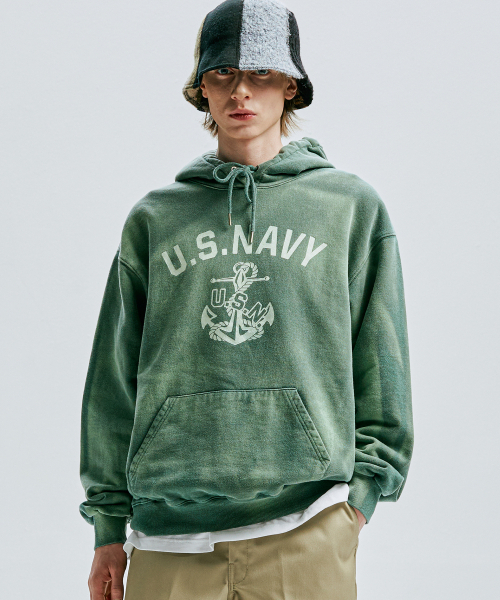 KND（ケイエヌディ）の「USN VTG ダイインフーディダスティグリーン（パーカー・メンズ・その他・1(M)/2(L)）」の4枚目の写真