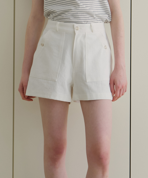 BUT'TON(ボッタン)の「Pocket Button Shorts (Ivory)(その他パンツ・レディース・アイボリー・SMALL/MEDIUM)」の1枚目の写真