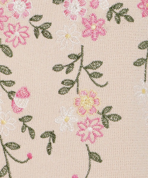 Rose Tiara（ローズティアラ）の「吹上刺繍クロップド丈ニットカーディガン（カーディガン/ボレロ・レディース・ベージュ/ブラック・38/42/46）」の15枚目の写真
