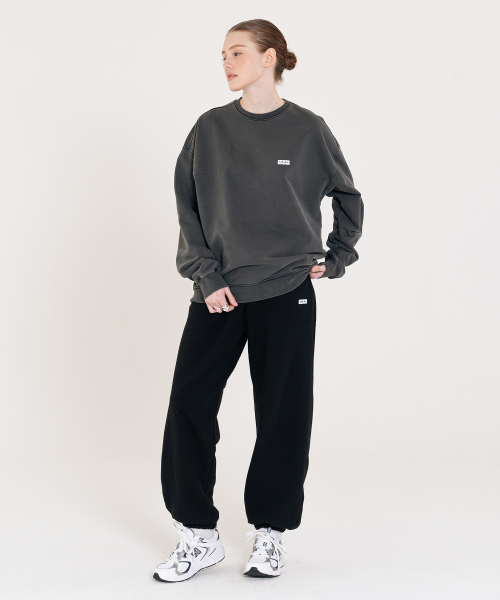 INJIACTIVE（インジアクティブ）の「スモールロゴジョガーパンツ ブラック（スウェットパンツ・レディース・その他・ONE SIZE）」の2枚目の写真
