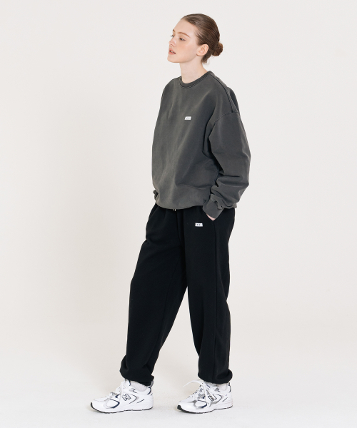 INJIACTIVE（インジアクティブ）の「スモールロゴジョガーパンツ ブラック（スウェットパンツ・レディース・その他・ONE SIZE）」の3枚目の写真