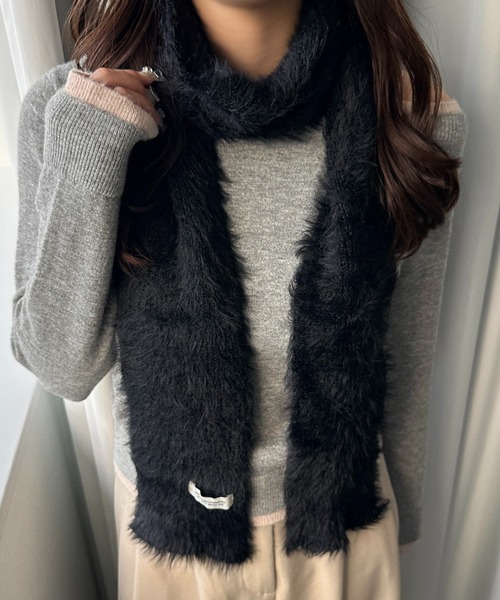 apres jour mignon（アプレジュールミニョン）の「【apresjour mignon×ARIAZ】ニットマフラー（ストール/ショール・レディース・オフホワイト/ブラック・ONESIZE）」の2枚目の写真