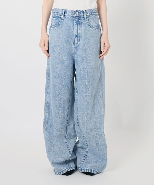 IENA LA BOUCLE（イエナラブークル）の「IENA LA BOUCLE ソフトデニムシルエットパンツ（デニムパンツ・レディース・ライトブルー・40/38/36/34）」の4枚目の写真