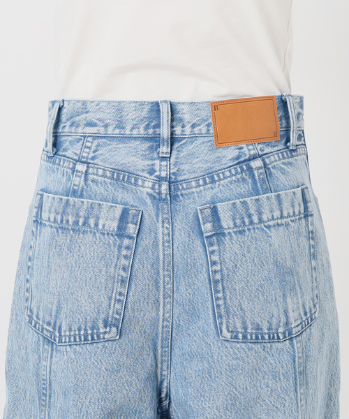 IENA LA BOUCLE（イエナラブークル）の「IENA LA BOUCLE ソフトデニムシルエットパンツ（デニムパンツ・レディース・ライトブルー・40/38/36/34）」の8枚目の写真