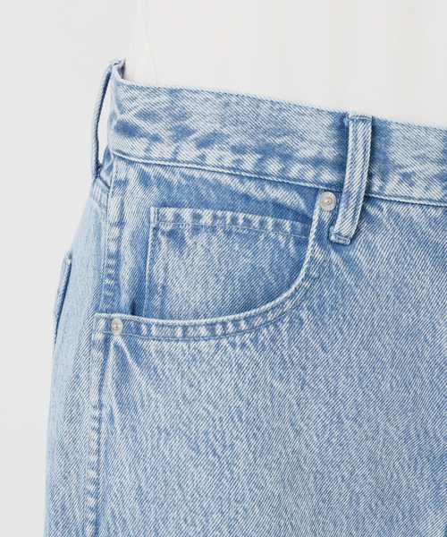 IENA LA BOUCLE（イエナラブークル）の「IENA LA BOUCLE ソフトデニムシルエットパンツ（デニムパンツ・レディース・ライトブルー・40/38/36/34）」の11枚目の写真