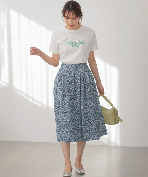 組曲 S(クミキョク チイサイサイズ)の「ロゴ刺繍 Tシャツ(Tシャツ/カットソー・レディース・ホワイト系/ライトグレー系・S2)」の22枚目の写真
