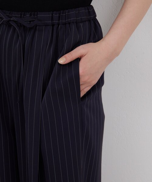 GALLARDAGALANTE(ガリャルダガランテ)の「【手洗い可】ストライプイージーパンツ(その他パンツ・レディース・アイボリー/ネイビー・1/0)」の5枚目の写真