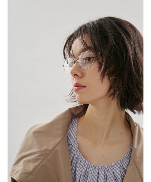 emmi(エミ)の「キャットアイメタルフレームメガネ(メガネ・レディース・シルバー・F)」の8枚目の写真