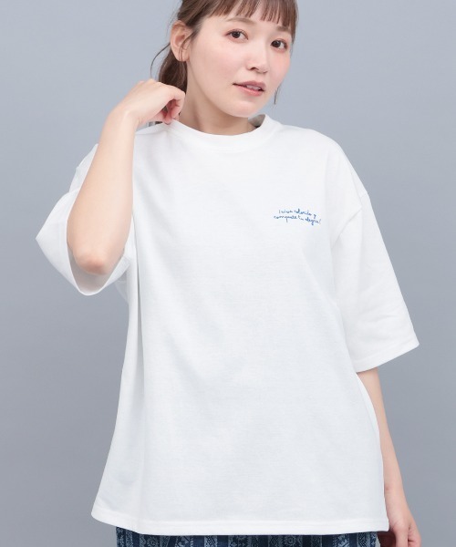 チチカカ(チチカカ)の「メキシコタイルプリントTシャツ【ユニセックス】(Tシャツ/カットソー・メンズ・ブラック/ホワイト・MEDIUM/LARGE)」の4枚目の写真