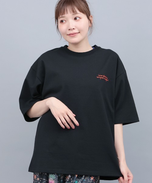 チチカカ(チチカカ)の「メキシコタイルプリントTシャツ【ユニセックス】(Tシャツ/カットソー・メンズ・ブラック/ホワイト・MEDIUM/LARGE)」の6枚目の写真