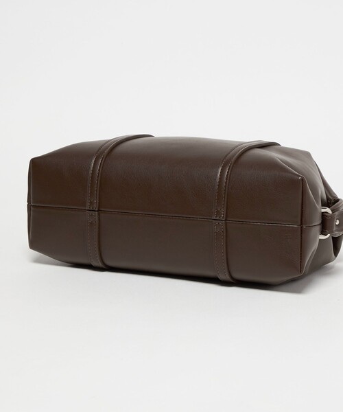 BEAUTY&YOUTH UNITED ARROWS(ビューティーアンドユースユナイテッドアローズ)の「ジップ スクエア ボストンバッグ(ショルダーバッグ・レディース・ダークブラウン/クリーム・FREE)」の13枚目の写真