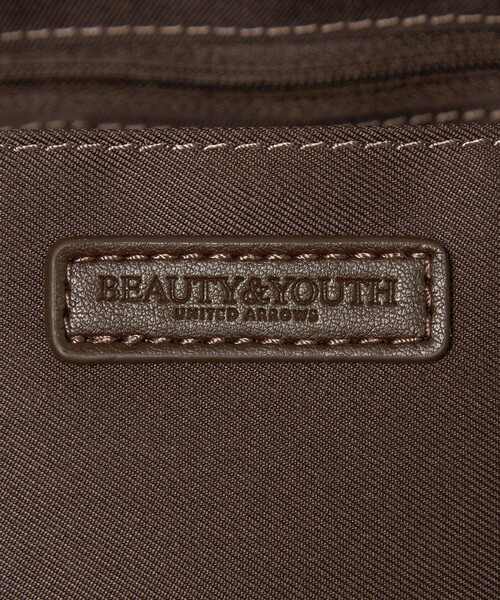 BEAUTY&YOUTH UNITED ARROWS(ビューティーアンドユースユナイテッドアローズ)の「ジップ スクエア ボストンバッグ(ショルダーバッグ・レディース・ダークブラウン/クリーム・FREE)」の17枚目の写真