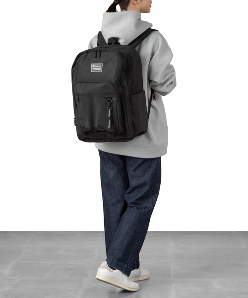 Champion(チャンピオン)の「チャンピオン リュックサック 2気室 通学 65454(バックパック/リュック・メンズ・ブラック×レッド/ブラック×ブラック/ブラック×グリーン/ブラック×ピンク・FREE)」の5枚目の写真