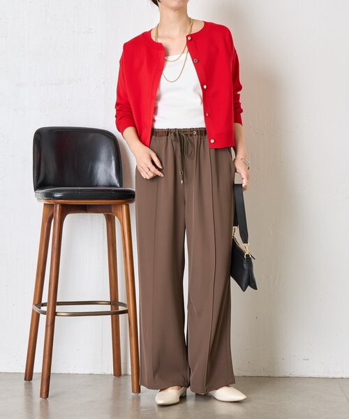 Jena espace merveilleux（ジェナ　エスパスメルヴェイユ）の「《さわ企画》【WEB限定】スクエアキャミソール（キャミソール・レディース・アイボリー/ブラック・0/1）」の3枚目の写真