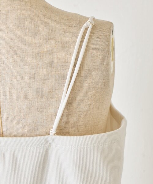 Jena espace merveilleux（ジェナ　エスパスメルヴェイユ）の「《さわ企画》【WEB限定】スクエアキャミソール（キャミソール・レディース・アイボリー/ブラック・0/1）」の14枚目の写真