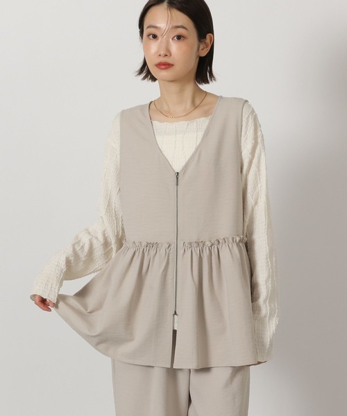 LAKOLE（ラコレ）の「サップVTGZIPべスト / 654330（ベスト・レディース・ライトベージュ/その他2・FREE）」の2枚目の写真