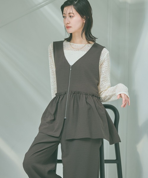 LAKOLE(ラコレ)の「サップVTGZIPべスト / 654330(ベスト・レディース・ライトベージュ/その他2/チャコール/その他1・FREE)」の2枚目の写真