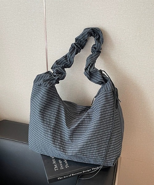 SHEPP(シープ)の「【大容量・A4サイズ対応可】ぽこぽこワッフルビッグギャザーショルダートート(ショルダーバッグ・レディース・グレー/ブラック/ブラウン・F)」の22枚目の写真