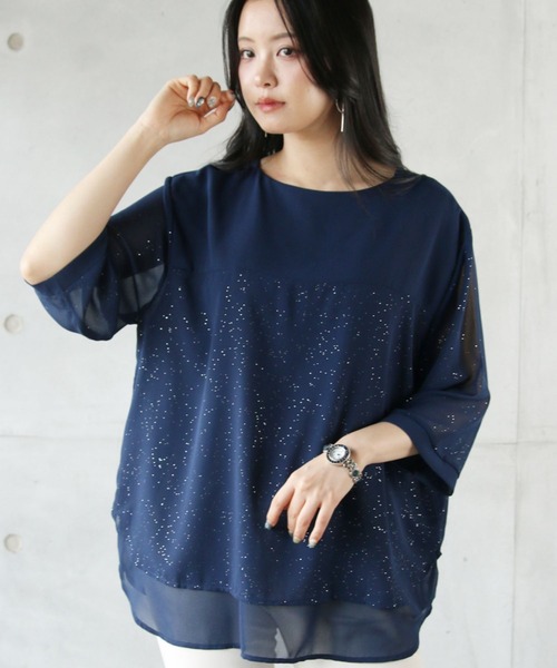 OTONA(オトナ)の「レイヤード風大人のラメシアートップス(Tシャツ/カットソー・レディース・ネイビー・FREE)」の5枚目の写真