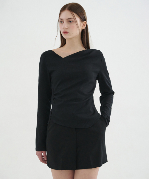 MICANE(ミケーネ)の「メリーシャーリングスリットTシャツ(Tシャツ/カットソー・レディース・ブラック/アイボリー/チャコール・SMALL/MEDIUM/LARGE/X-LARGE)」の15枚目の写真
