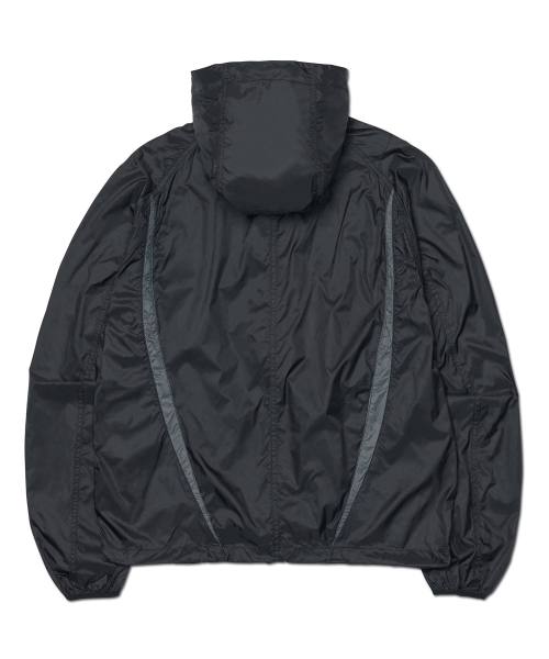 NOMANUAL（NOMANUAL）の「LIGHT SLASH JACKET - GLOSSY BLACK（ナイロンジャケット・レディース・その他・MEDIUM/LARGE/X-LARGE/SMALL）」の11枚目の写真