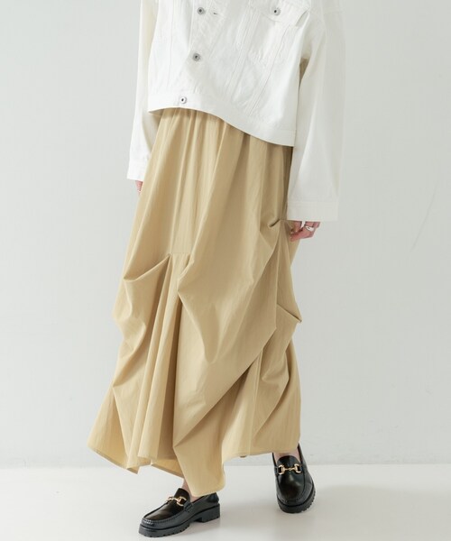 GALLEST(ギャレスト)の「ランダムタックスカート(スカート・レディース・ベージュ/オフホワイト・38)」の18枚目の写真