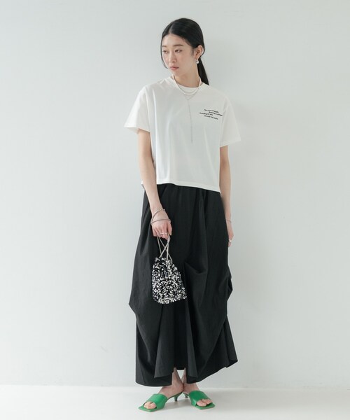 GALLEST(ギャレスト)の「ランダムタックスカート(スカート・レディース・ベージュ/オフホワイト・38)」の16枚目の写真