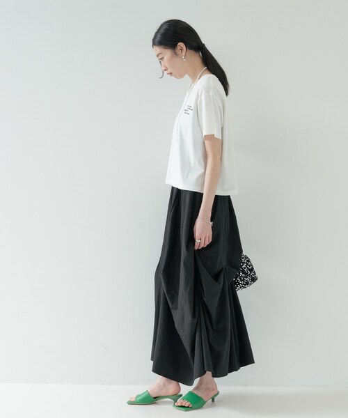 GALLEST(ギャレスト)の「ランダムタックスカート(スカート・レディース・ベージュ/オフホワイト・38)」の15枚目の写真