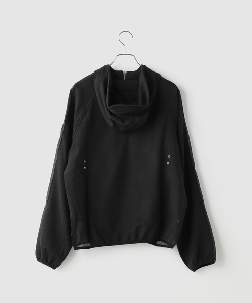 JOINT WORKS(ジョイントワークス)の「PLATEAU STUDIO / プラトースタジオ Waffle runner jacket(その他アウター・メンズ・ブラック/カーキ・2)」の3枚目の写真